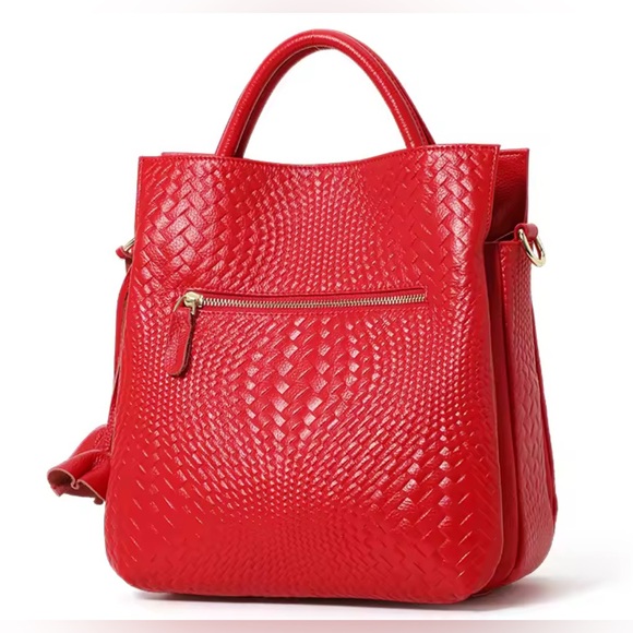 NEW $500 Italiano Genuine Leather Red Tote Bag